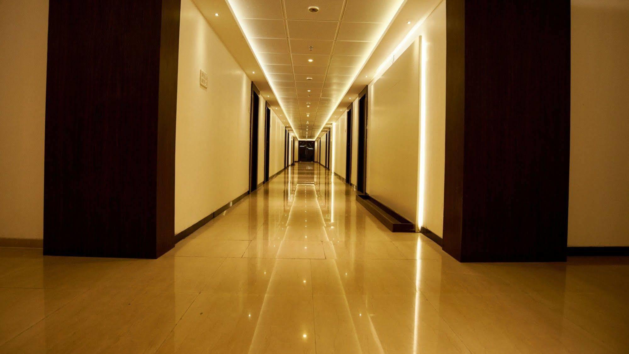 Hotel Golden View Shirdi Dış mekan fotoğraf